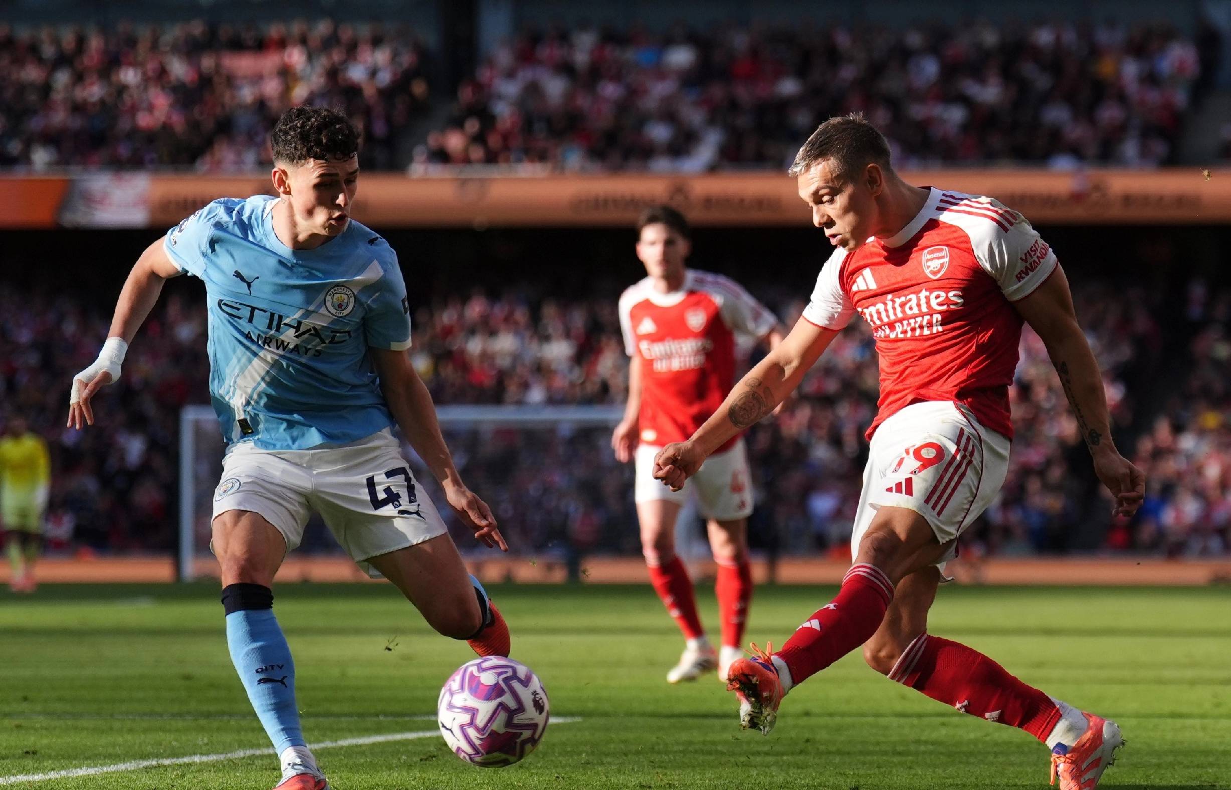 赛与